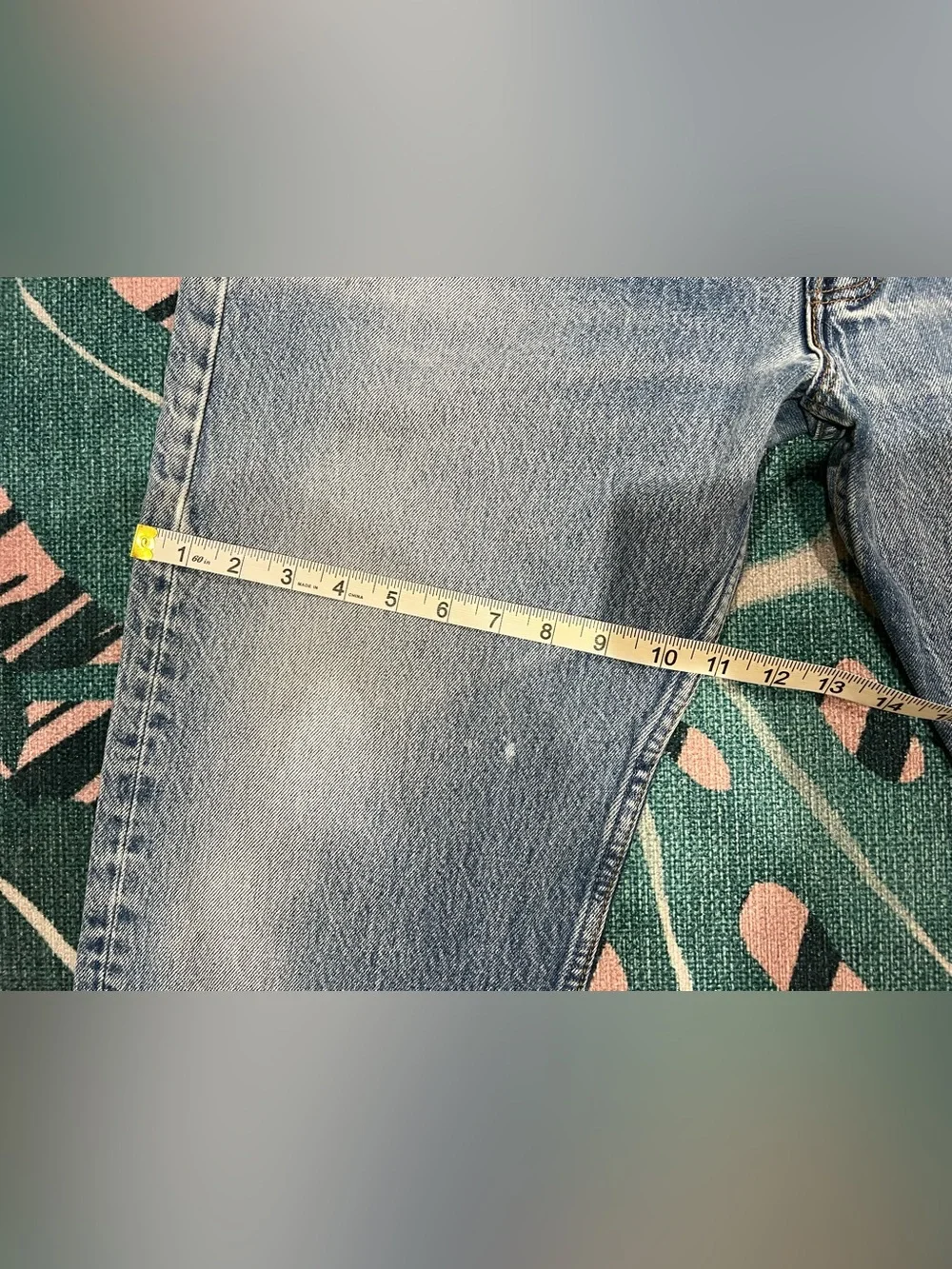 Vintage 1996 Levi’s 501xx Buttonfly Distressed Denim Jeans 34x30 481 CO21
